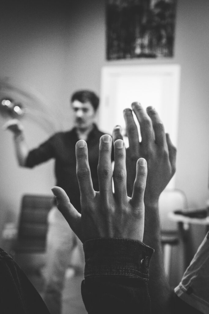 artem-maltsev-0CvHQ62gwY8-unsplash - Verrimus realistic TSCM training to meet your training needs